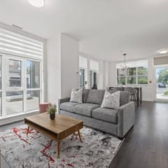 Spacious 2BR Townhouse w/ Parking & Workspace