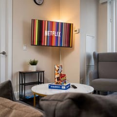 Bright 3BR Near Rogers Centre w/ Free Parking