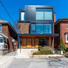Modern 2BR House, Cozy, Family-Friendly & Central