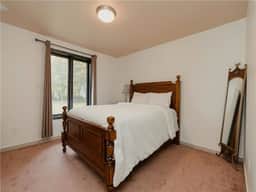 10 Acre Luxury Lakehouse Private Beach TV Room - Image 4