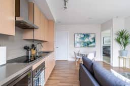 Beautiful 3BR Toronto Getaway | Free Parking - Image 4