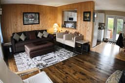 Charming 3-Bed Cottage Near Tobermory Bay - Image 2