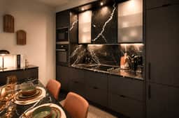 Stylish Yorkville Condo - Sleeps 3 - Image 5