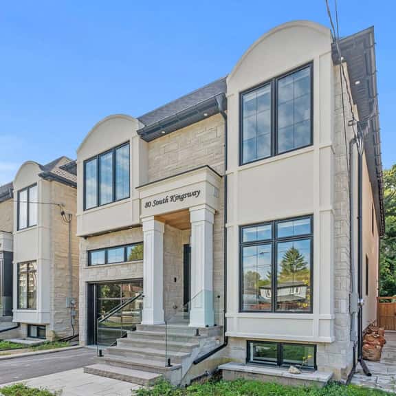 5BD 3-storey High Park home w/ Theater & Game room - Image 1