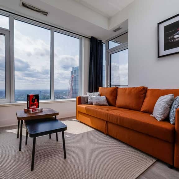 Modern 2BR Haven | City Views - Image 1