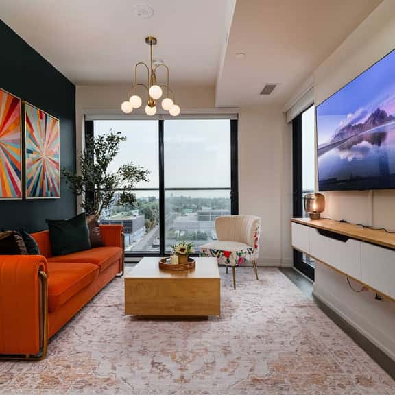Spacious 3BR Condo w/ Terrace & City Views - Image 1