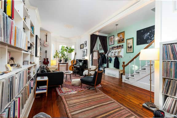 Elegant 3BR Toronto Home • Fully Equipped + Piano - Image 2