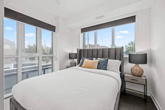 Chic 2-Bedroom Townhome w/ Parking - Image 2
