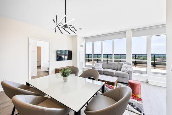 Chic 3BR Loft • Massive Patio • City Views - Image 1